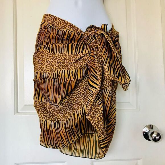 Rima Beachwear Cheetah and Leopard Animal Print Cover Up Sarong - Picture 1 of 10